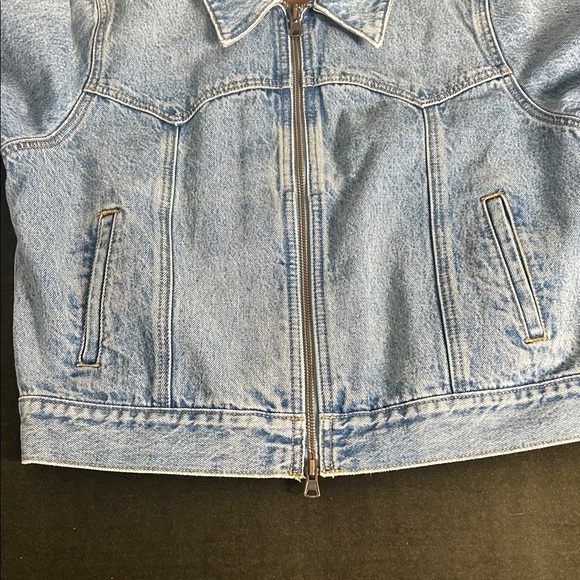 Women’s Levi's Light Blue western denim Jacket - Picture 5 of 11